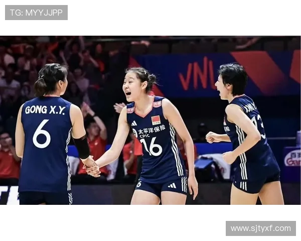 中国女排奋勇拼搏力克东道主法国队再现巴黎赛场巅峰对决 中国女排奋勇拼搏力克东道主法国队再现巴黎赛场巅峰对决