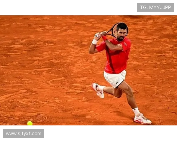 德约科维奇再创纪录强势晋级年终总决赛四强引爆网球热潮 德约科维奇再创纪录强势晋级年终总决赛四强引爆网球热潮