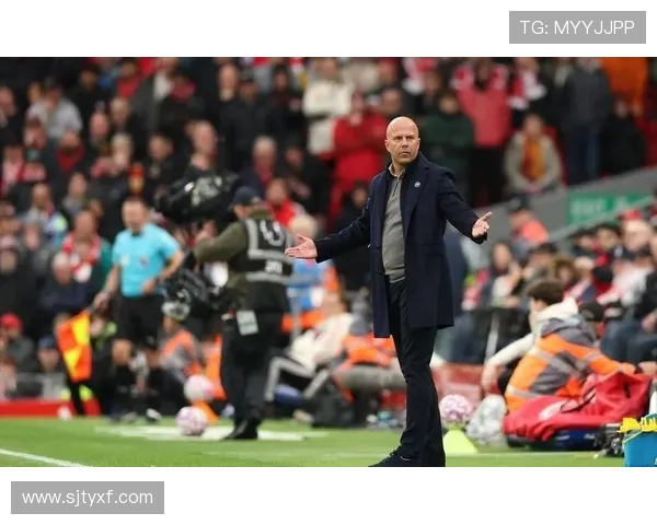 利物浦夏窗强势补强红军新赛季目标直指英超冠军荣耀之路全面开启 利物浦夏窗强势补强红军新赛季目标直指英超冠军荣耀之路全面开启