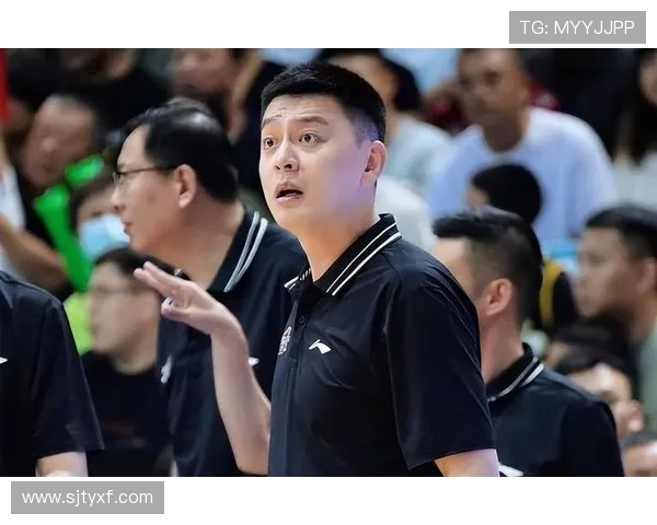 中国男篮力克韩国晋级亚洲杯四强 杨鸣赛后表示球队凝聚力提升