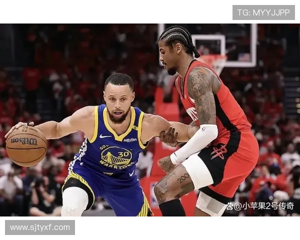 勇士队新赛季阵容调整首战大胜 史蒂芬库里带领球队迎来开门红